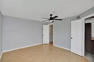 12760 Vista Isles Dr, Sunrise, FL 33325 - Photo 23