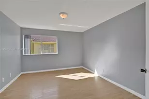 12760 Vista Isles Dr, Sunrise, FL 33325 - Photo 27