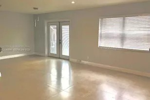 43 NE 12th Ave, Homestead, FL 33030 - Photo 5