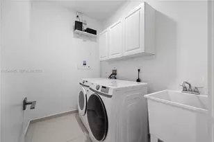 18955 Atlantic Blvd, Sunny Isles Beach, FL 33160 - Photo 15