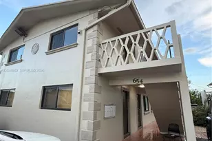 654 W 29th St, Hialeah, FL 33012 - Photo 3