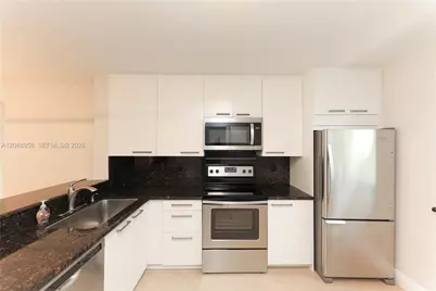 10125 W Sunrise Blvd #101, Plantation, FL 33322 - Photo 3