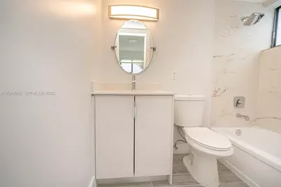 810 Salzedo St #15, Coral Gables, FL 33134 - Photo 23