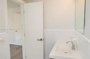 810 Salzedo St, Coral Gables, FL 33134 - Photo 15
