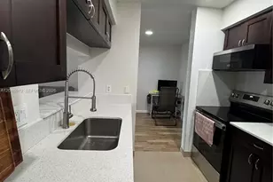 733 Riverside Dr, Coral Springs, FL 33071 - Photo 9