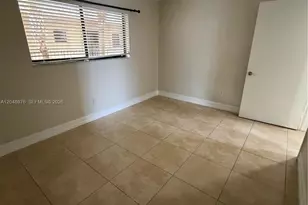 8635 NW 8th St, Miami, FL 33126 - Photo 7