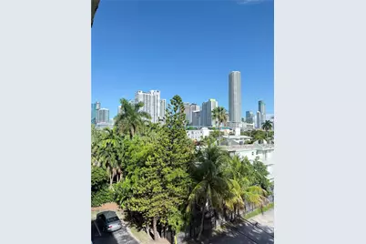 453 SW 2nd St #306C, Miami, FL 33130 - Photo 5