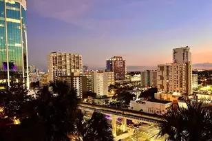 88 SW 7th St, Miami, FL 33130 - Photo 21