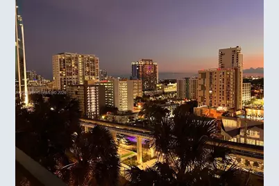 88 SW 7th St #808, Miami, FL 33130 - Photo 29