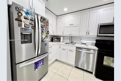 4255 N University Dr #304, Sunrise, FL 33351 - Photo 9