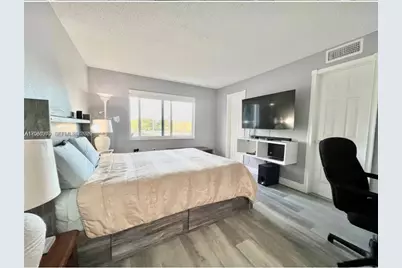 4255 N University Dr #304, Sunrise, FL 33351 - Photo 11