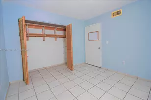 8050 NW 8th St, Miami, FL 33126 - Photo 15