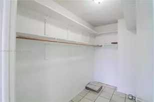 8050 NW 8th St, Miami, FL 33126 - Photo 23
