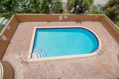 8050 NW 8th St #1306, Miami, FL 33126 - Photo 39
