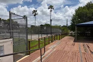 4174 Inverrary Dr, Lauderhill, FL 33319 - Photo 15