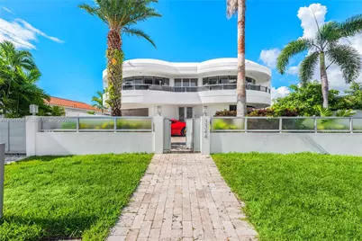 3344 NE 167th St, North Miami Beach, FL 33160 - Photo 9