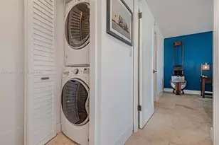 600 NE 36th St, Miami, FL 33137 - Photo 57