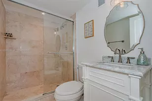 600 NE 36th St, Miami, FL 33137 - Photo 61