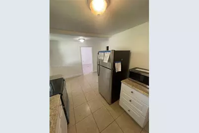 453 SW 19th Rd #Rear, Miami, FL 33129 - Photo 3