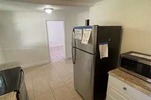 453 SW 19th Rd, Miami, FL 33129 - Photo 3