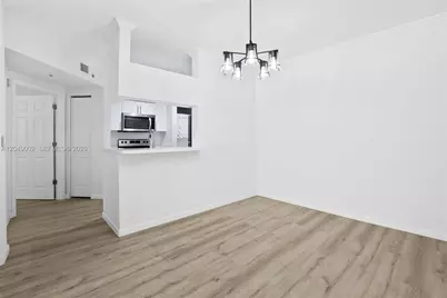 17145 N Bay Rd #4303, Sunny Isles Beach, FL 33160 - Photo 7