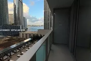 77 SE 5th St, Miami, FL 33131 - Photo 3