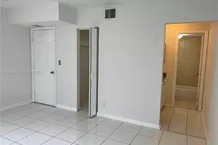 2982 NW 55th Ave, Lauderhill, FL 33313 - Photo 9