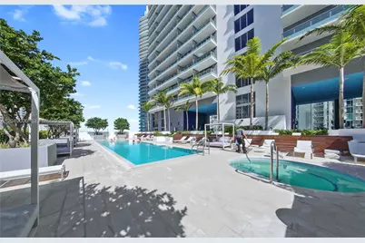 1300 Brickell Bay Dr #2509, Miami, FL 33131 - Photo 23