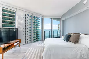 1300 Brickell Bay Dr, Miami, FL 33131 - Photo 15