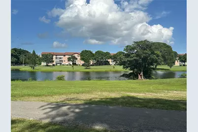 101 SW 132nd Way #112J, Pembroke Pines, FL 33027 - Photo 15