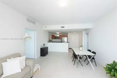 300 S Biscayne Blvd #T-2814, Miami, FL 33131 - Photo 5