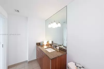 300 S Biscayne Blvd #T-2814, Miami, FL 33131 - Photo 19