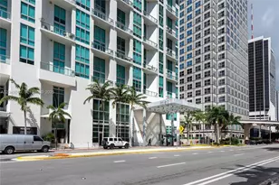 300 S Biscayne Blvd, Miami, FL 33131 - Photo 1