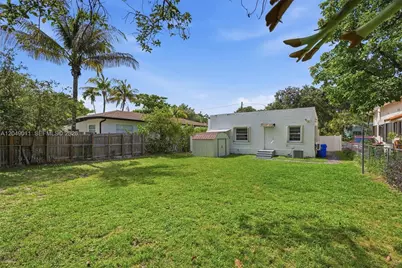 446 NE 64th St, Miami, FL 33138 - Photo 19