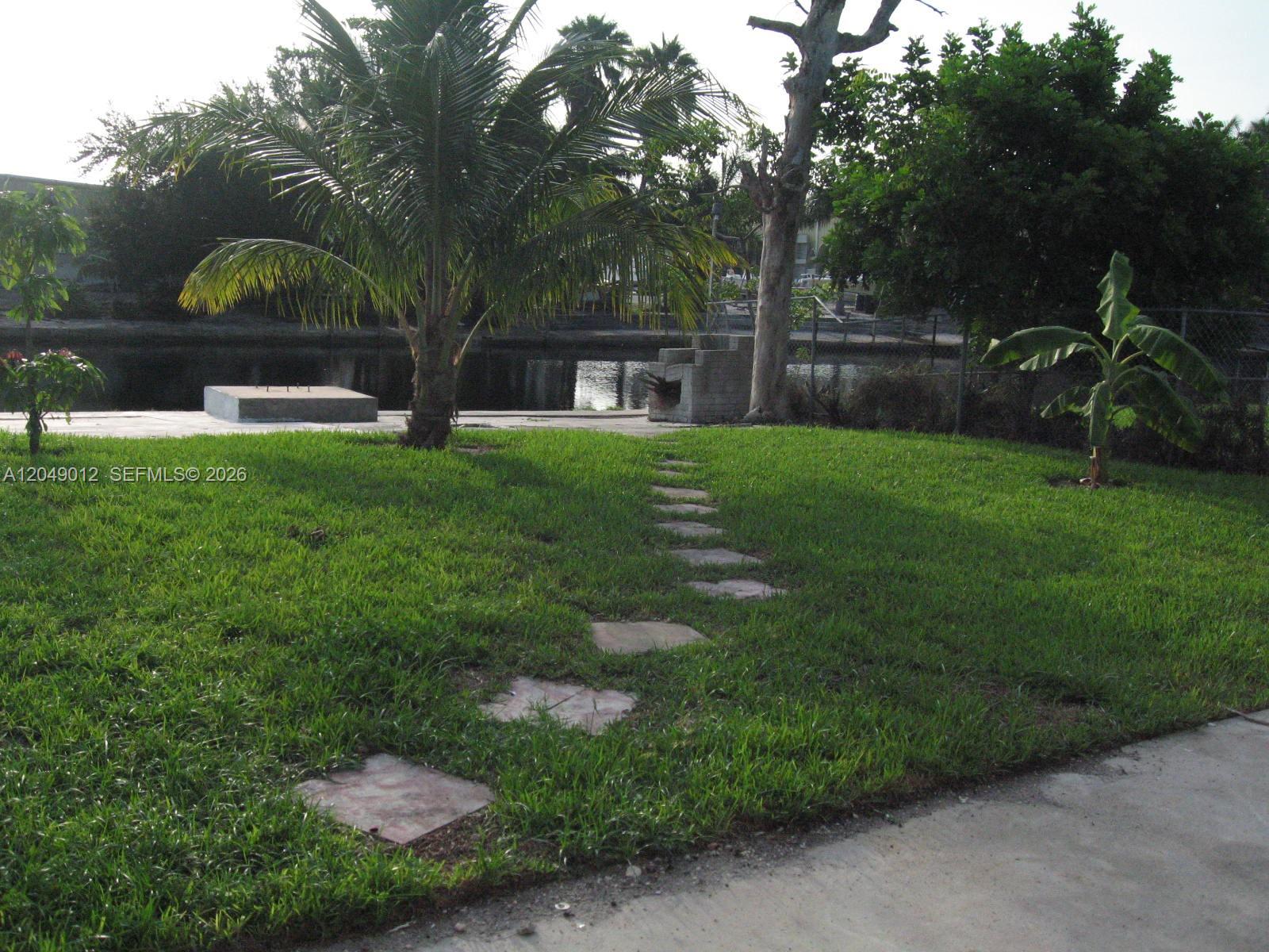 136 NW 14th Way #. - 136 NW 14th Way #., Dania Beach, FL 33004 Luxury Property | Jose Angel Pina