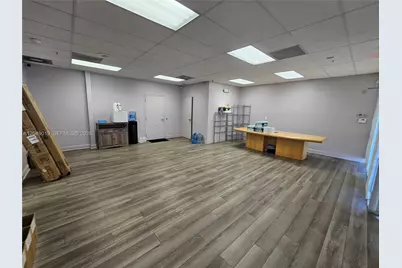 9613 NW 33rd St, Doral, FL 33172 - Photo 3