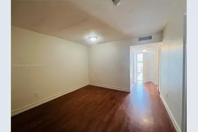 2050 NW 89th Ave #208, Pembroke Pines, FL 33028 - Photo 9
