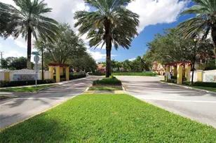 1308 N Santa Catalina Cir, North Lauderdale, FL 33068 - Photo 21