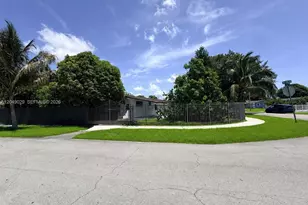 19202 NW 23rd Ct, Miami Gardens, FL 33056 - Photo 17