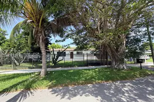 19202 NW 23rd Ct, Miami Gardens, FL 33056 - Photo 17
