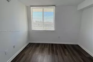 219 NW 12th Ave, Miami, FL 33128 - Photo 11