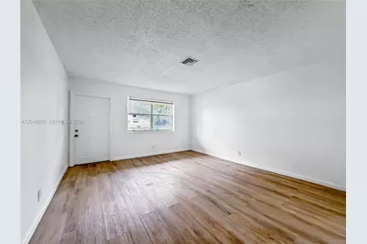1725 NW 54th Ter #1725, Lauderhill, FL 33313 - Photo 5