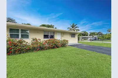 1725 NW 54th Ter #1725, Lauderhill, FL 33313 - Photo 7