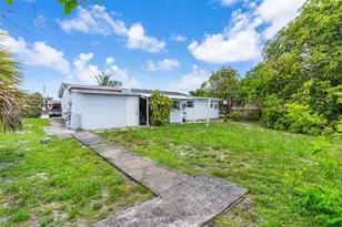 20630 NW 37th Ct, Miami Gardens, FL 33055 - Photo 23