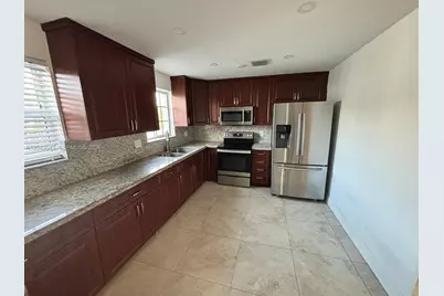 4365 W 1st Ave #1, Hialeah, FL 33012 - Photo 11