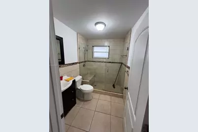 4365 W 1st Ave #1, Hialeah, FL 33012 - Photo 9