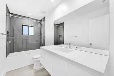 8871 SW 28th St, Miami, FL 33165 - Photo 33
