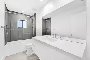 8871 SW 28th St, Miami, FL 33165 - Photo 33