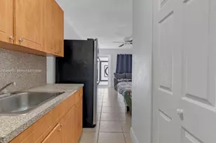 329 W 18th St, Hialeah, FL 33010 - Photo 5