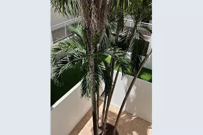 1666 West Ave #404, Miami Beach, FL 33139 - Photo 7